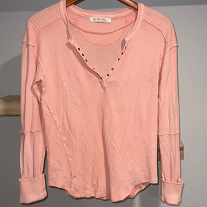Free people‎ pink sweater